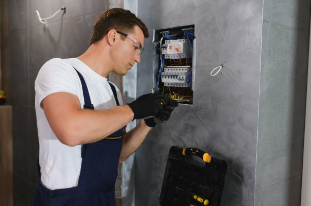 Best Best Electricians Near Me  in Uniontown, AL
